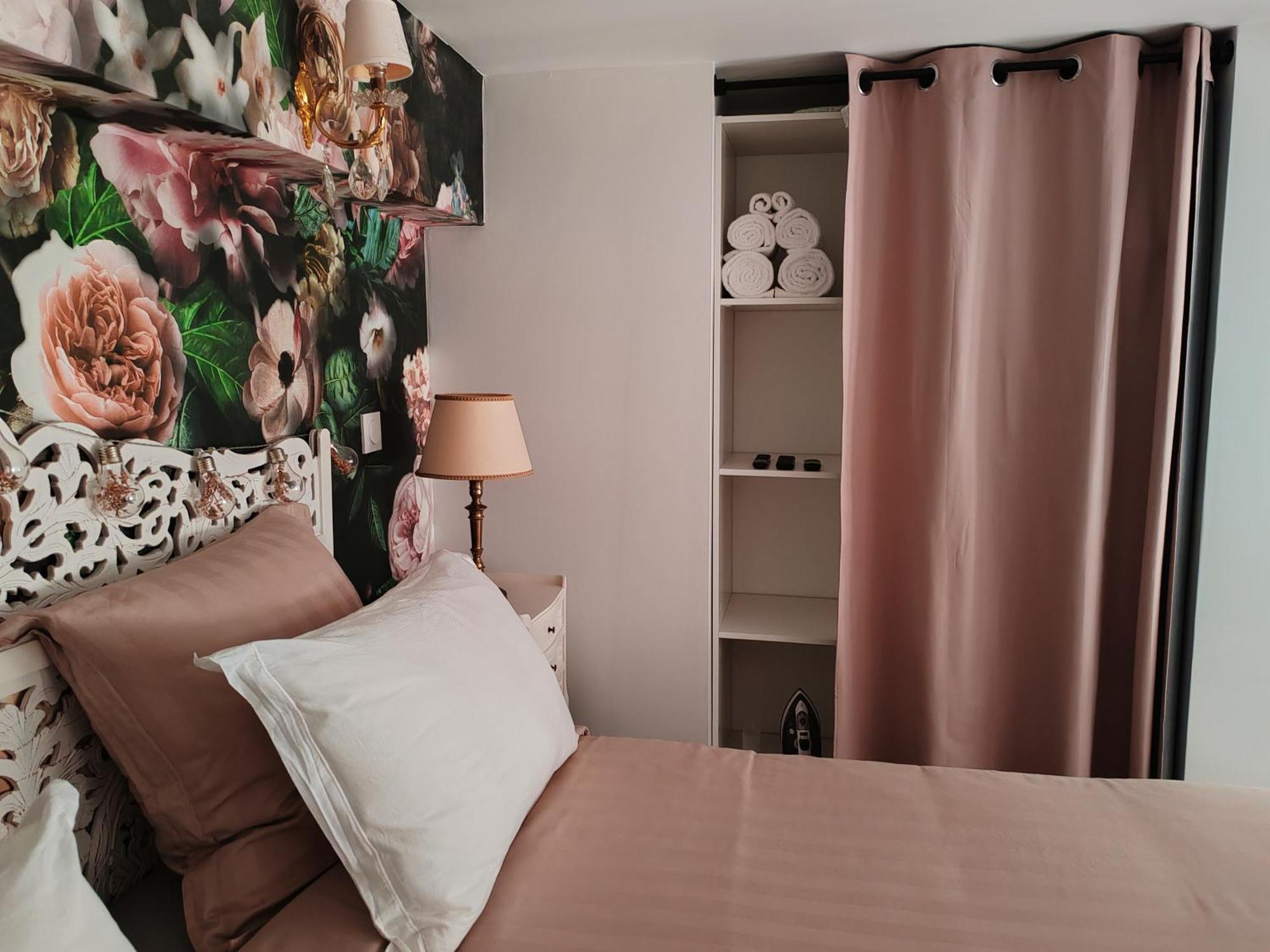 קסטרה Appartement Bulle D'Antan En Coeur De Ville - Monument Classe Historique - Grand Jaccuzi מראה חיצוני תמונה